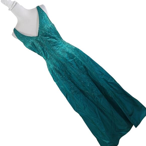Legends Dresses & Skirts - LEGENDS! TURQUOISE BLUE/GREEN IRIDESCENT MAGNIFICENTLY BEADED GOWN, DRESS! SZ 16